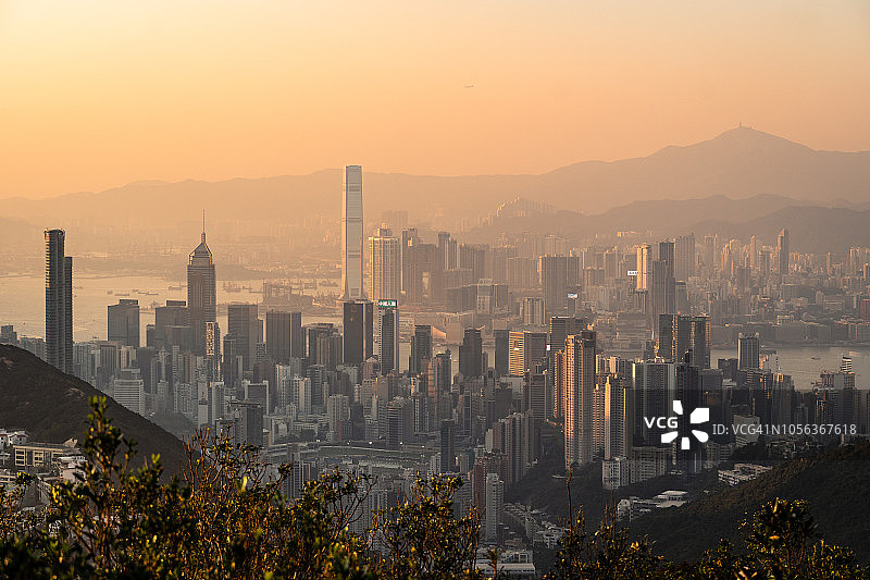 日落在香港岛商业区图片素材