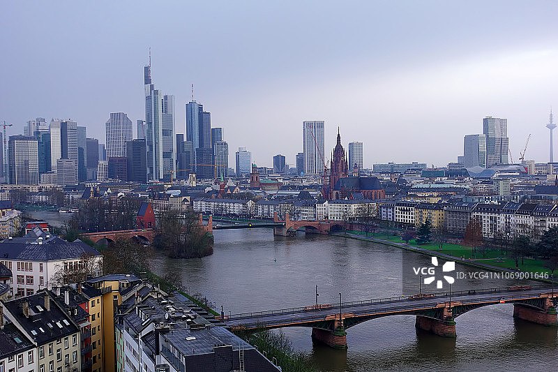 欧洲城市景观通用建筑在德国法兰克福图片素材