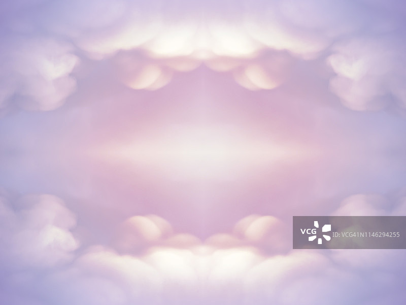 整个框架的抽象背景与彩云在一个柔和的紫色和粉红色的背景图片素材