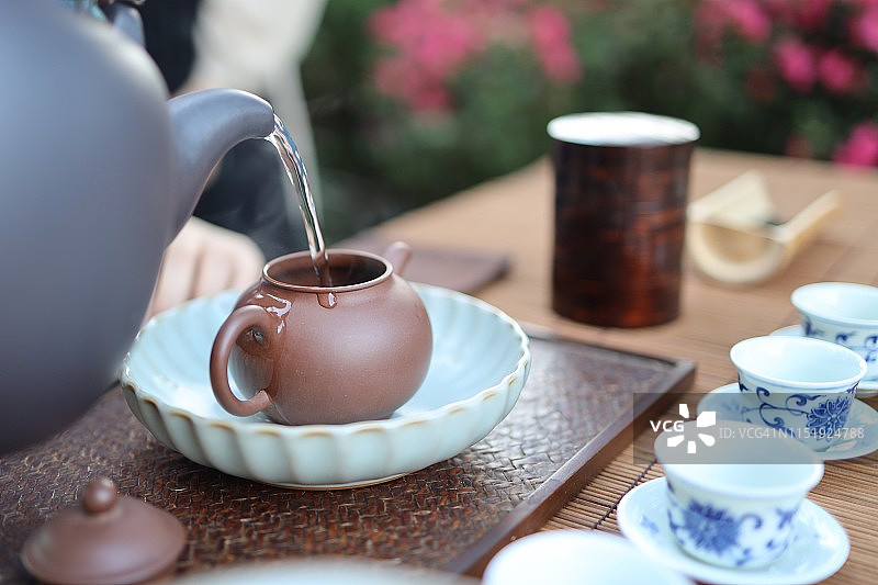 热水是纯净水壶-中国茶道图片素材