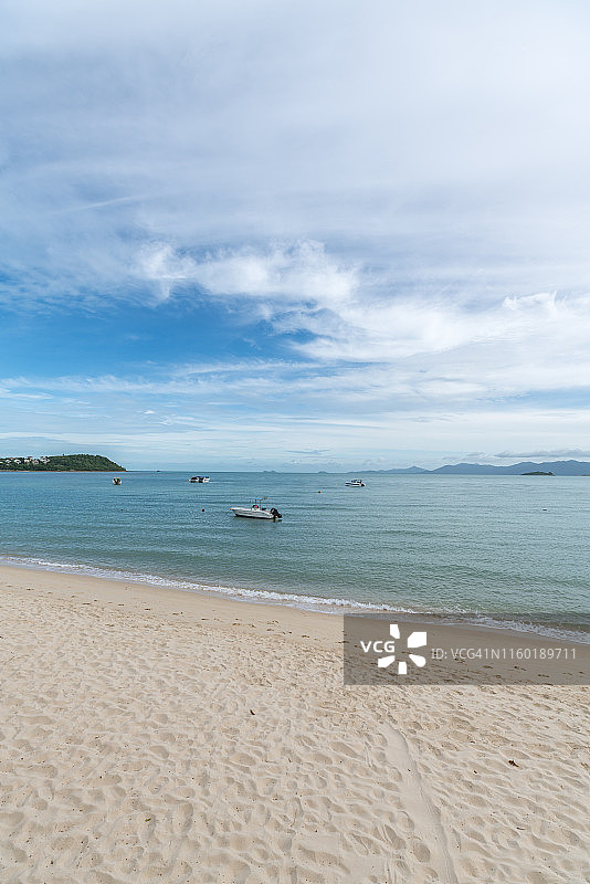 苏梅岛海滩，阳光和蓝天，泰国图片素材