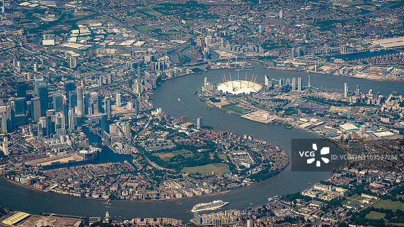 从伦敦希思罗机场起飞的乘客俯瞰伦敦城图片素材