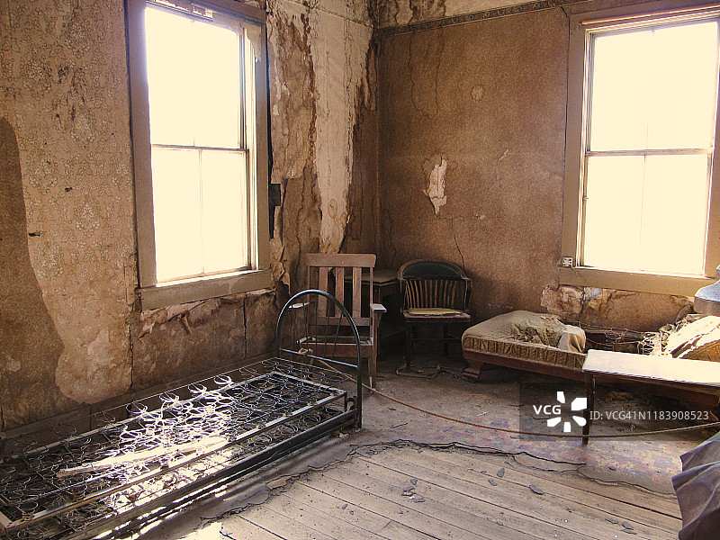 废弃的房间鬼城伯迪图片素材