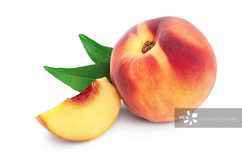 成熟的桃子果实和片叶孤立在白色背景上图片素材