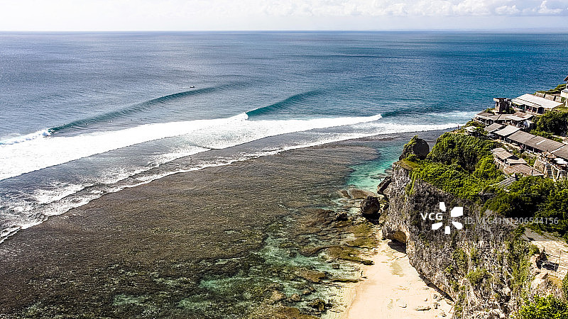 印尼，乌鲁瓦图冲浪图片素材