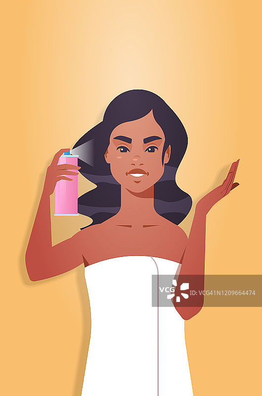 年轻女子应用发胶在毛巾非洲裔美国女孩头发护理spa放松治疗概念肖像垂直图片素材