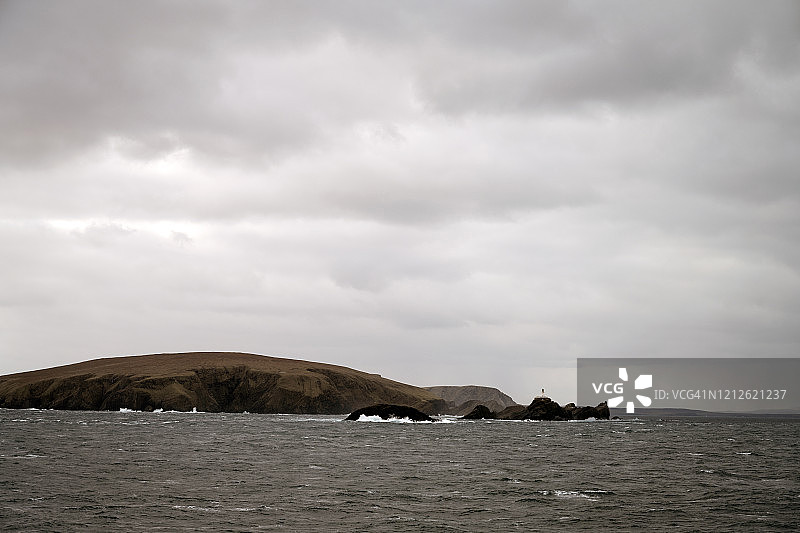 Muckle Flugga灯塔和岩石在Muckle Flugga，安斯特岛，苏格兰图片素材