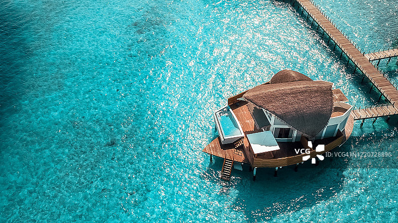 马尔代夫岛水上别墅度假胜地图片素材