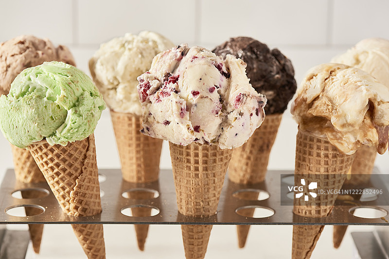 各种口味的冰淇淋图片素材