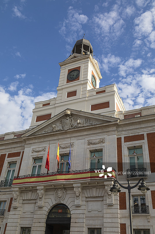 位于西班牙马德里太阳门广场的科雷奥别墅正立面图片素材