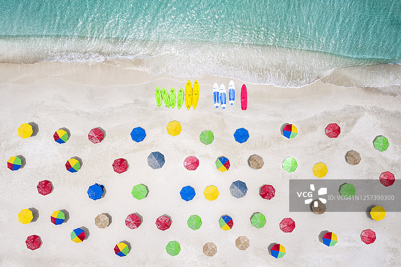加勒比热带沙滩度假海滩伞图片素材