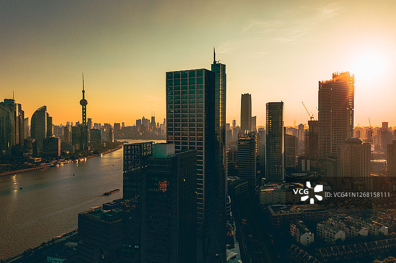 上海浦东陆家嘴金融区全景。中国图片素材