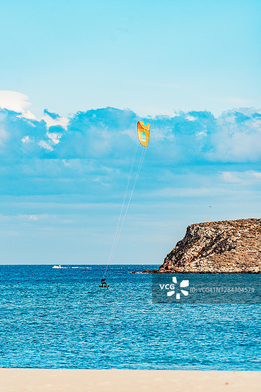 这是风筝的挫败-普拉亚多马丁哈尔，萨格雷斯，葡萄牙图片素材