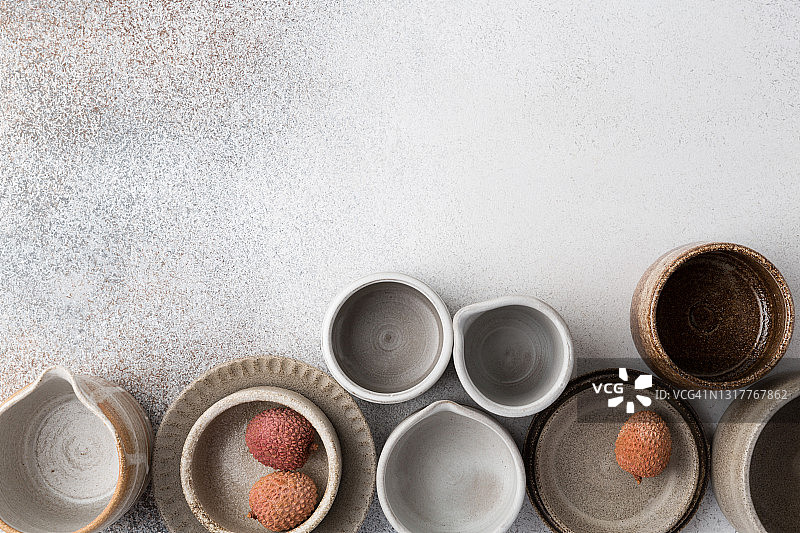 陶瓷餐具，空工艺陶瓷盘图片素材