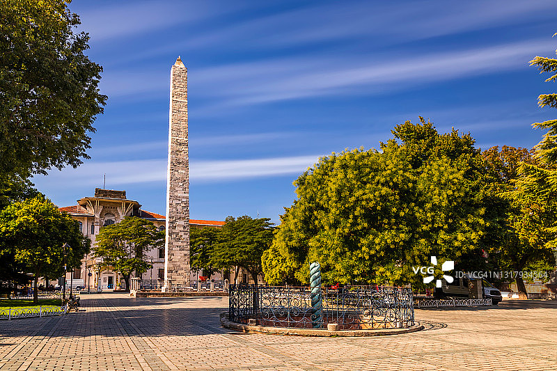 土耳其伊斯坦布尔前罗马竞技场上的狄奥多西方尖碑。图片素材