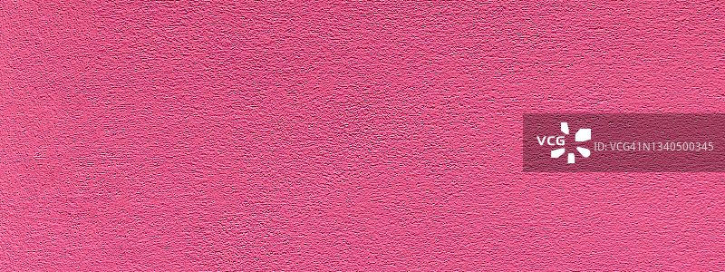粉红色旧垃圾墙混凝土纹理作为背景，宽横幅。图片素材