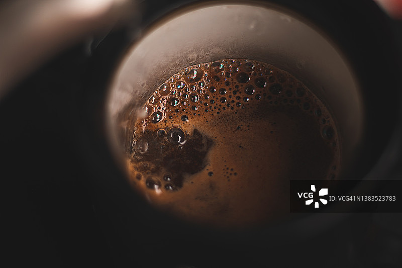 新鲜的有机咖啡的特写镜头。图片素材