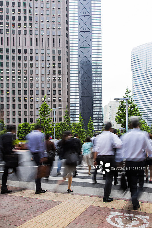 东京繁忙的人行横道场景图片素材