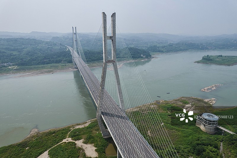 长江斜拉桥航拍图片素材