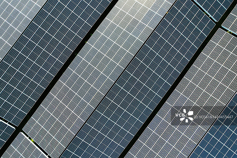 太阳能电池板的抽象航空图像图片素材