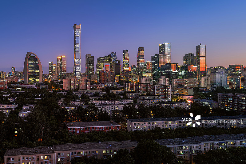 北京国家开发银行夜景图片素材