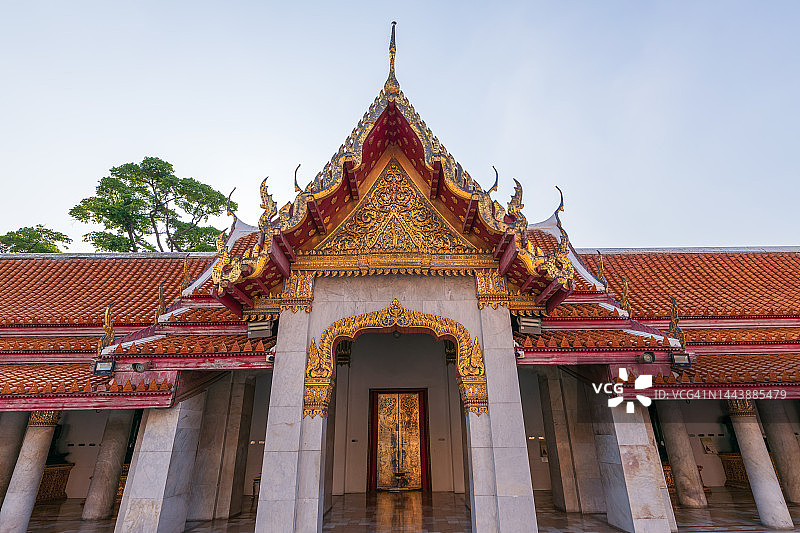 Wat Benchamabophit, Dusitwanaram Ratchaworawihan也被称为大理石寺庙，它是曼谷最美丽的寺庙之一。是我国重要的旅游景点图片素材