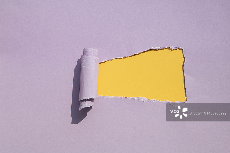 黄紫色颜色的撕纸图片素材