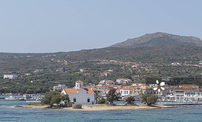 希腊岛上的一座小东正教教堂图片素材