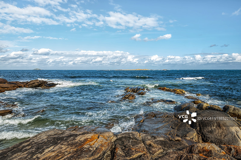 岩石海岸线，龙卷风国家公园附近的奥尔巴尼，西澳大利亚，澳大利亚图片素材