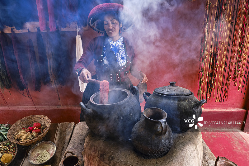 秘鲁，钦切罗，传统编织图片素材