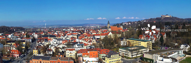 科堡鸟瞰图，可以看到历史悠久的老城区中心。丁格尔芬，上法兰克尼亚，巴伐利亚，德国，欧洲图片素材