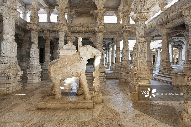大象雕像，Ranakpur Jain寺庙，拉贾斯坦邦，印度图片素材