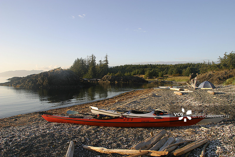 海上皮划艇，邦斯比群岛，温哥华岛，不列颠哥伦比亚省，加拿大，图片素材