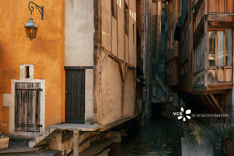 法国安纳西的街道、运河和蒂乌河图片素材