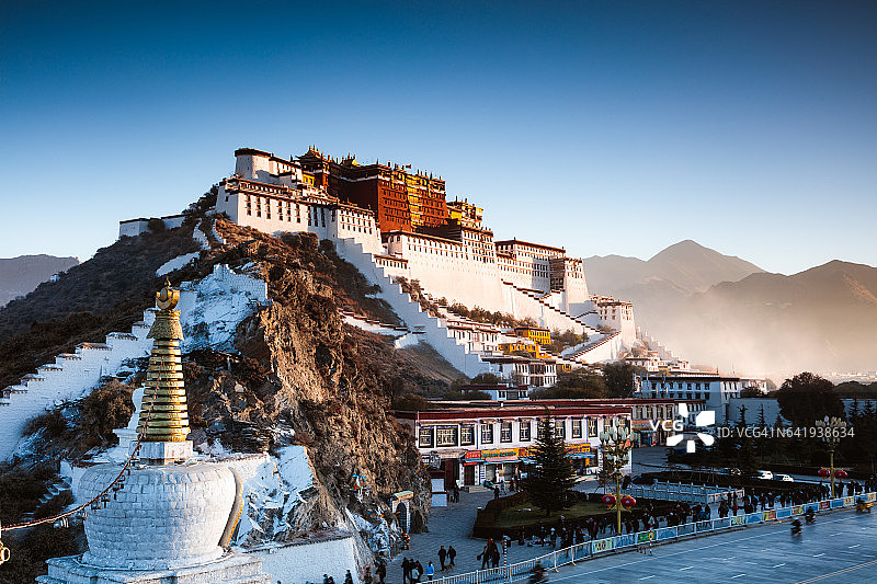 著名的布达拉宫，拉萨，中国西藏图片素材