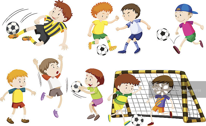 许多男孩在踢足球图片素材
