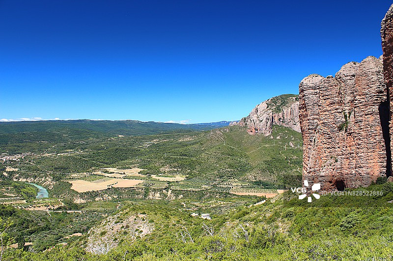 Riglos的Mallos de Riglos岩层。Huesca省,西班牙。图片素材