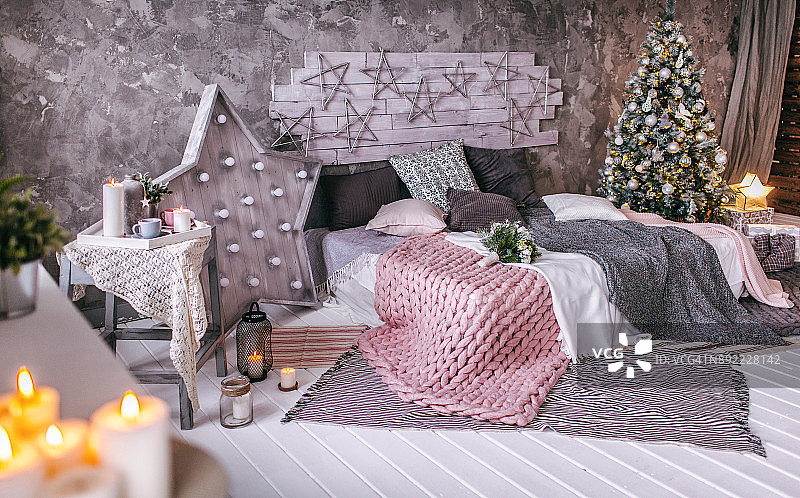 圣诞装饰家卧室，圣诞背景室内图片素材