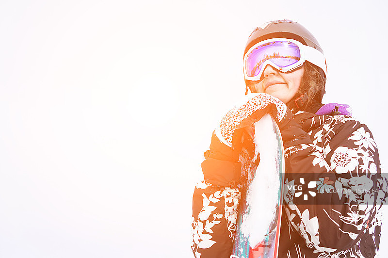 年轻的滑雪女子图片素材