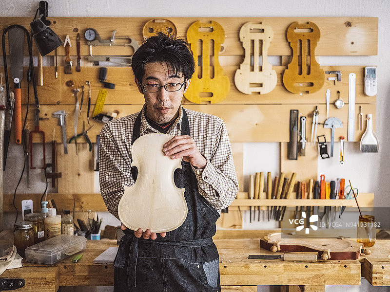 日本小提琴制造商图片素材