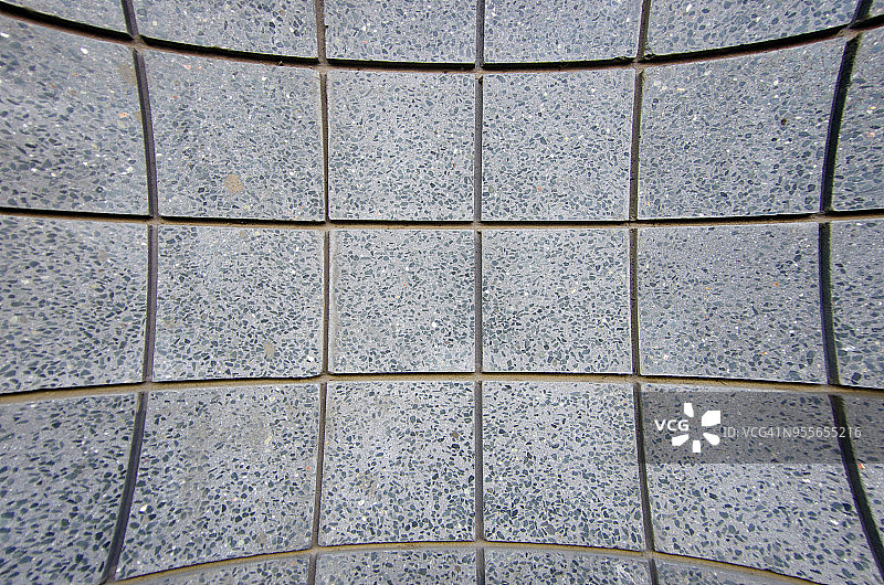 凹面形象的方形混凝土和骨料砖外墙图片素材