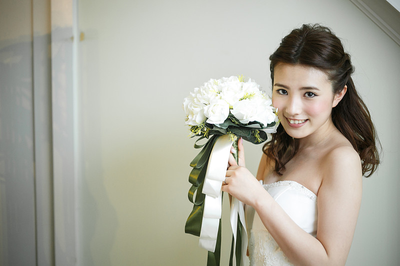 肖像 新娘 花束图片下载