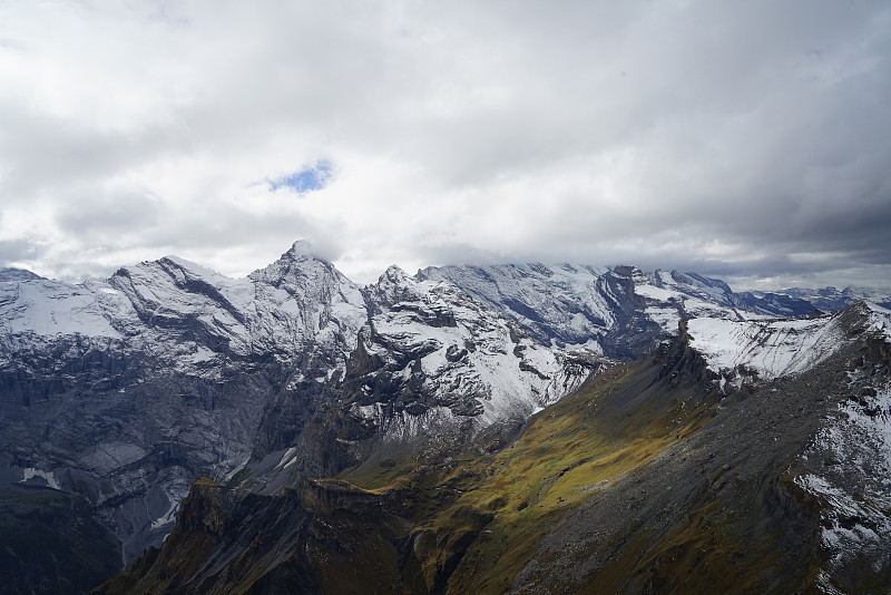 瑞士阿尔卑斯山脉少女峰图片素材