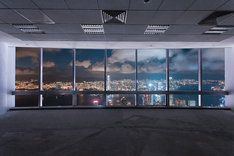 办公室窗外夜景图片