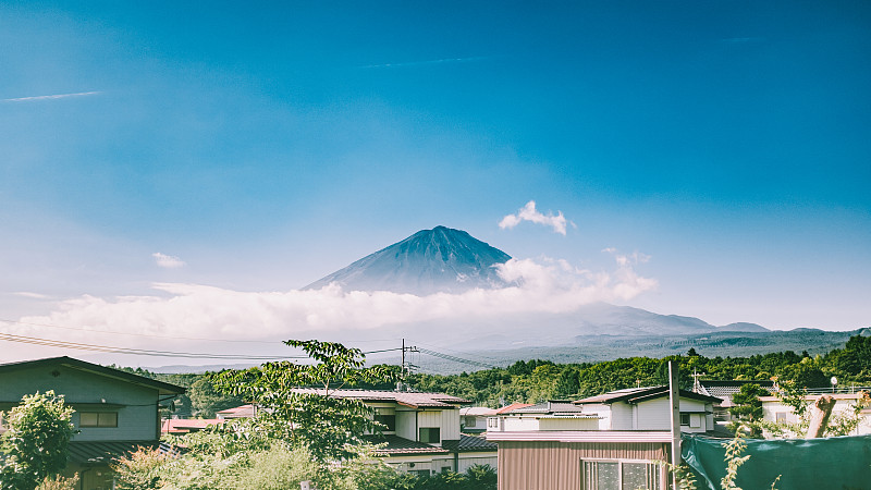 巴士上看富士山图片下载