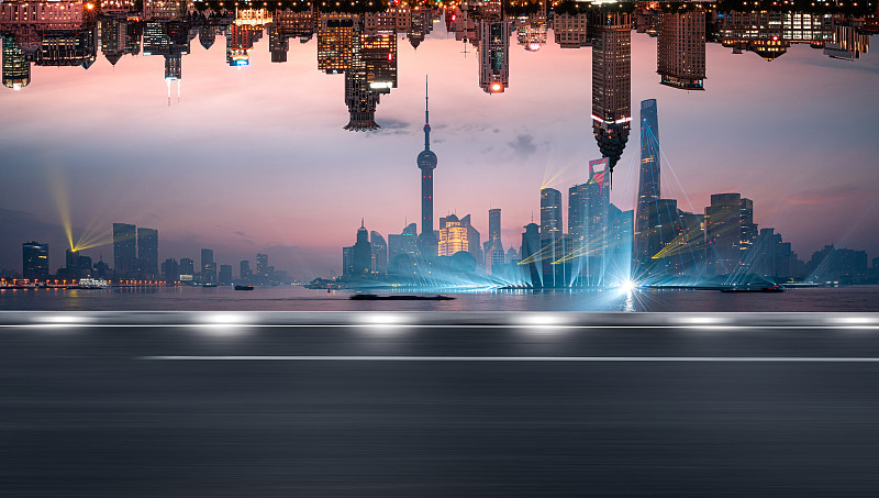 广州珠江新城CBD夜景逆光的广州珠江新城CBD天际线公路图片素材