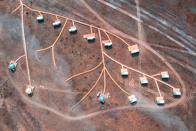 中国新疆博尔塔拉蒙古自治州博乐市赛里木湖旅游风景区房车营地图片下载