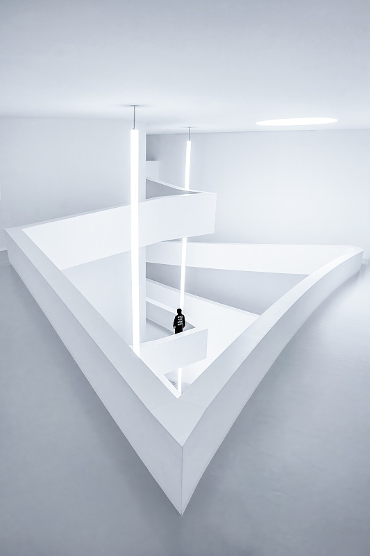 白色现代建筑室内空间图片下载