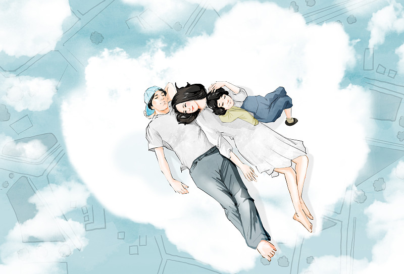 一家人躺在云端图片素材