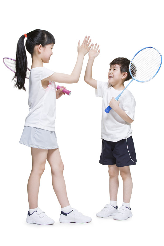 可爱的儿童打羽毛球图片下载